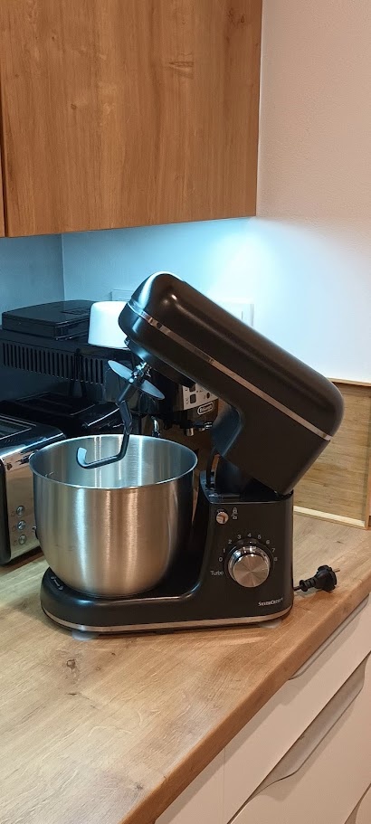 Kuchyňský robot – minimálně používaný, výborný stav - 4