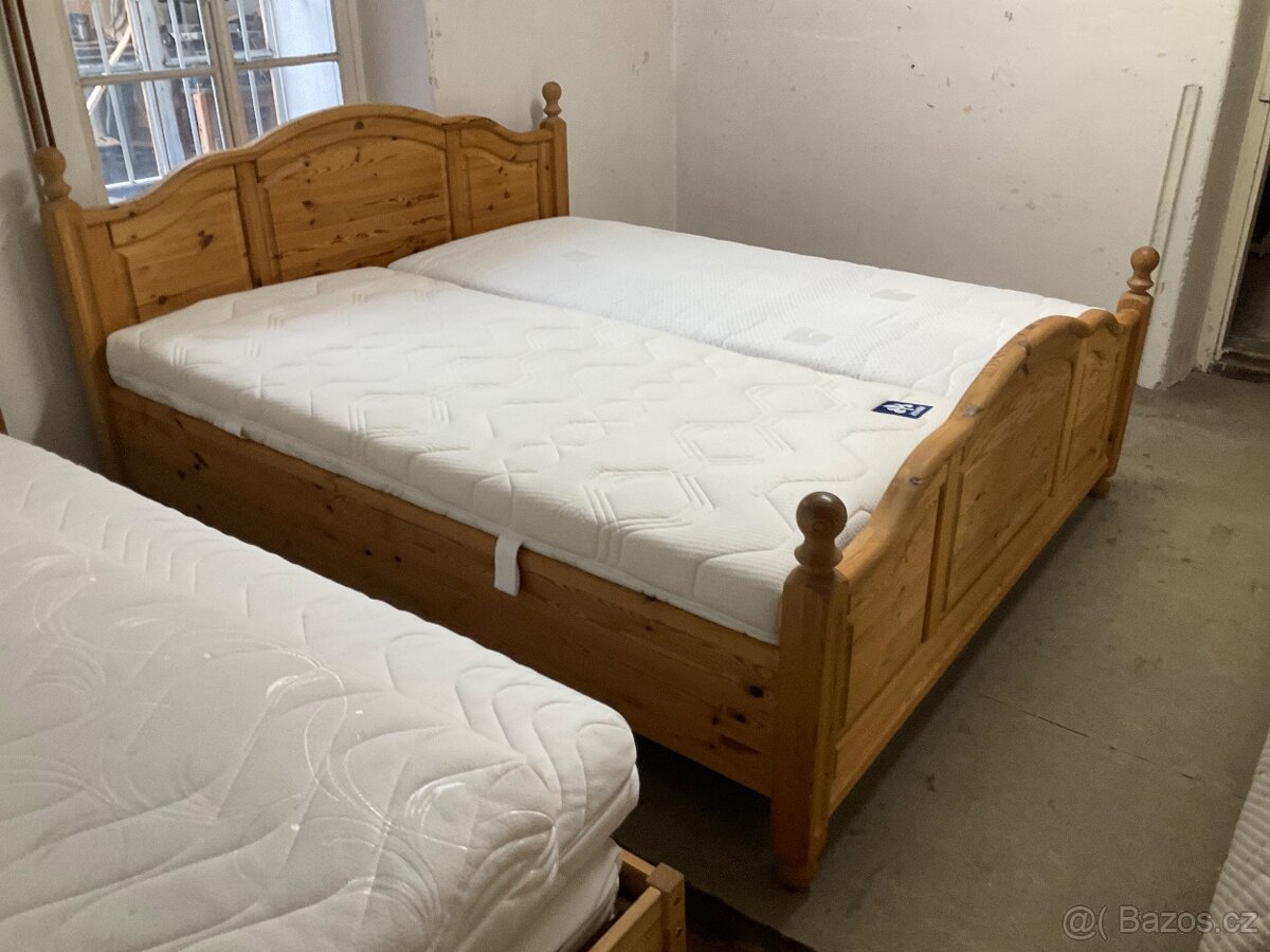 Velká ložnice voskované borovice Masiv - 4