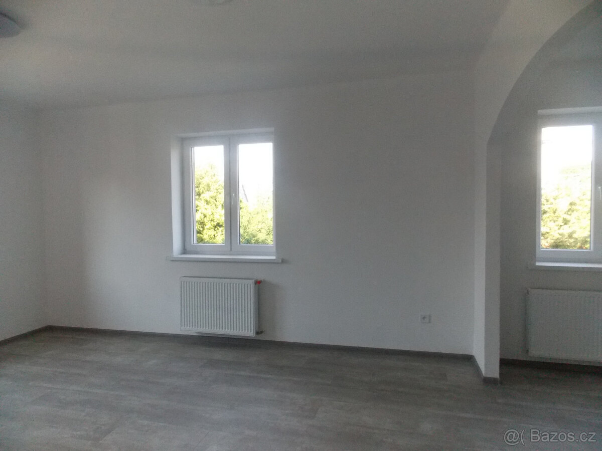 Pronájem 2+kk v Popkovicích se zahradou - 4