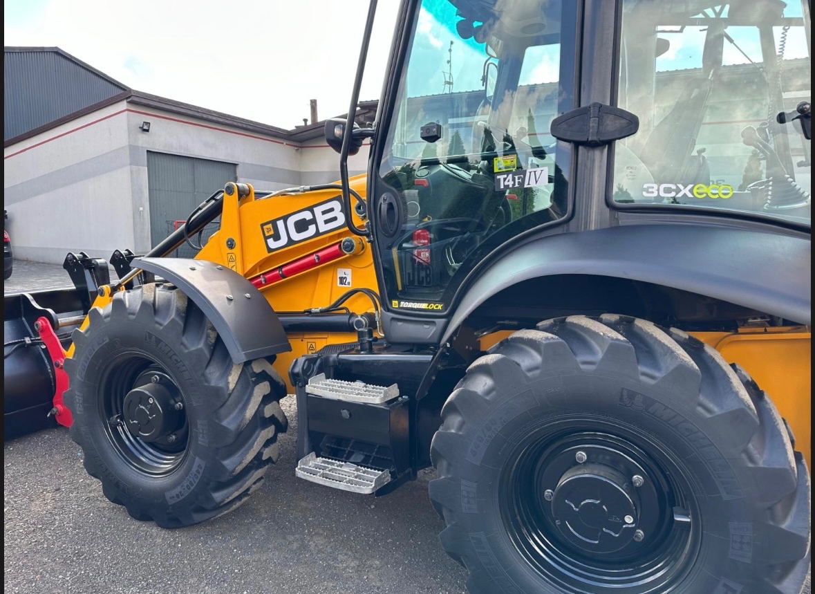 JCB 3CX - 4