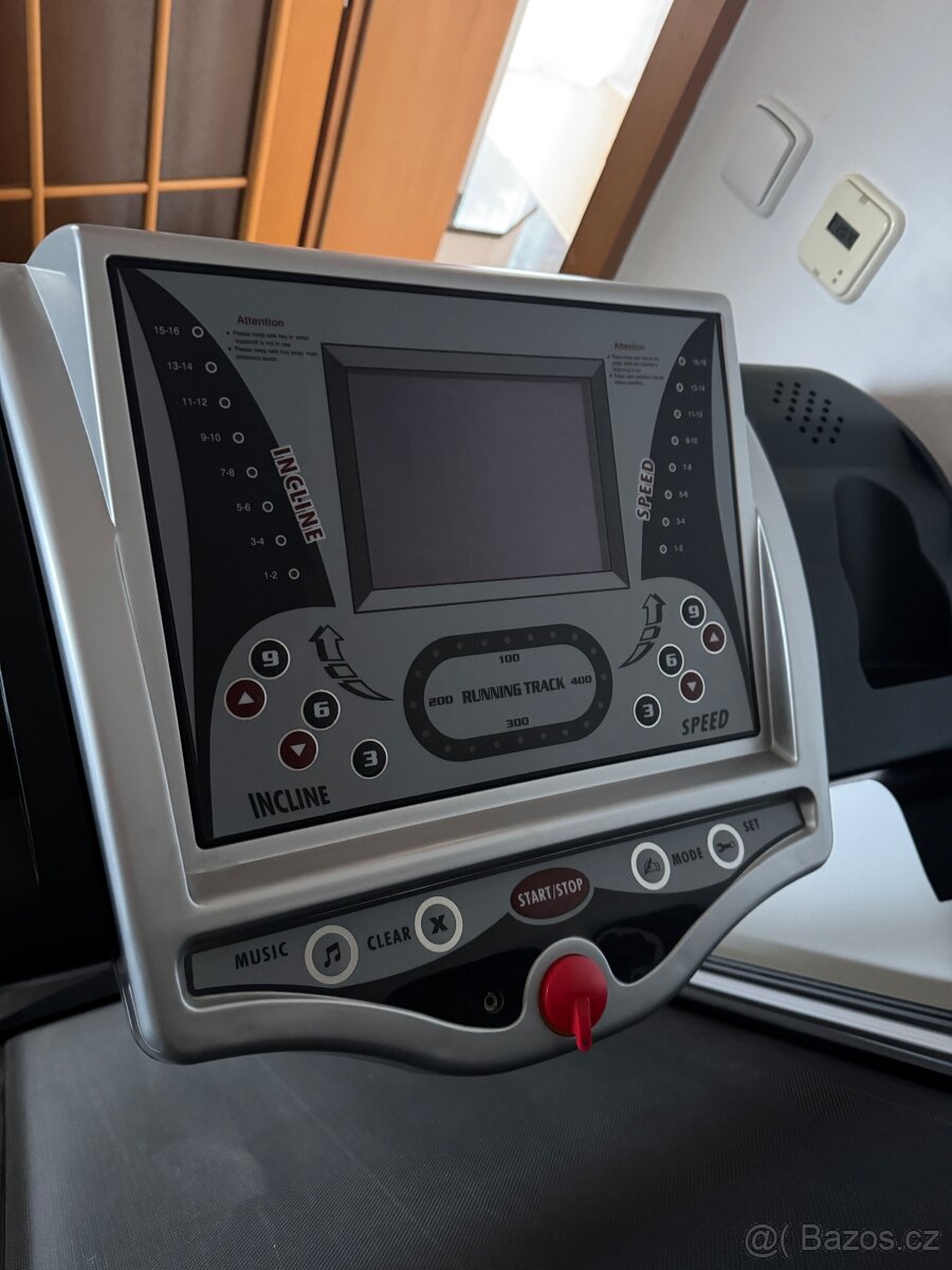 Běžecký pás Master F35 - 4