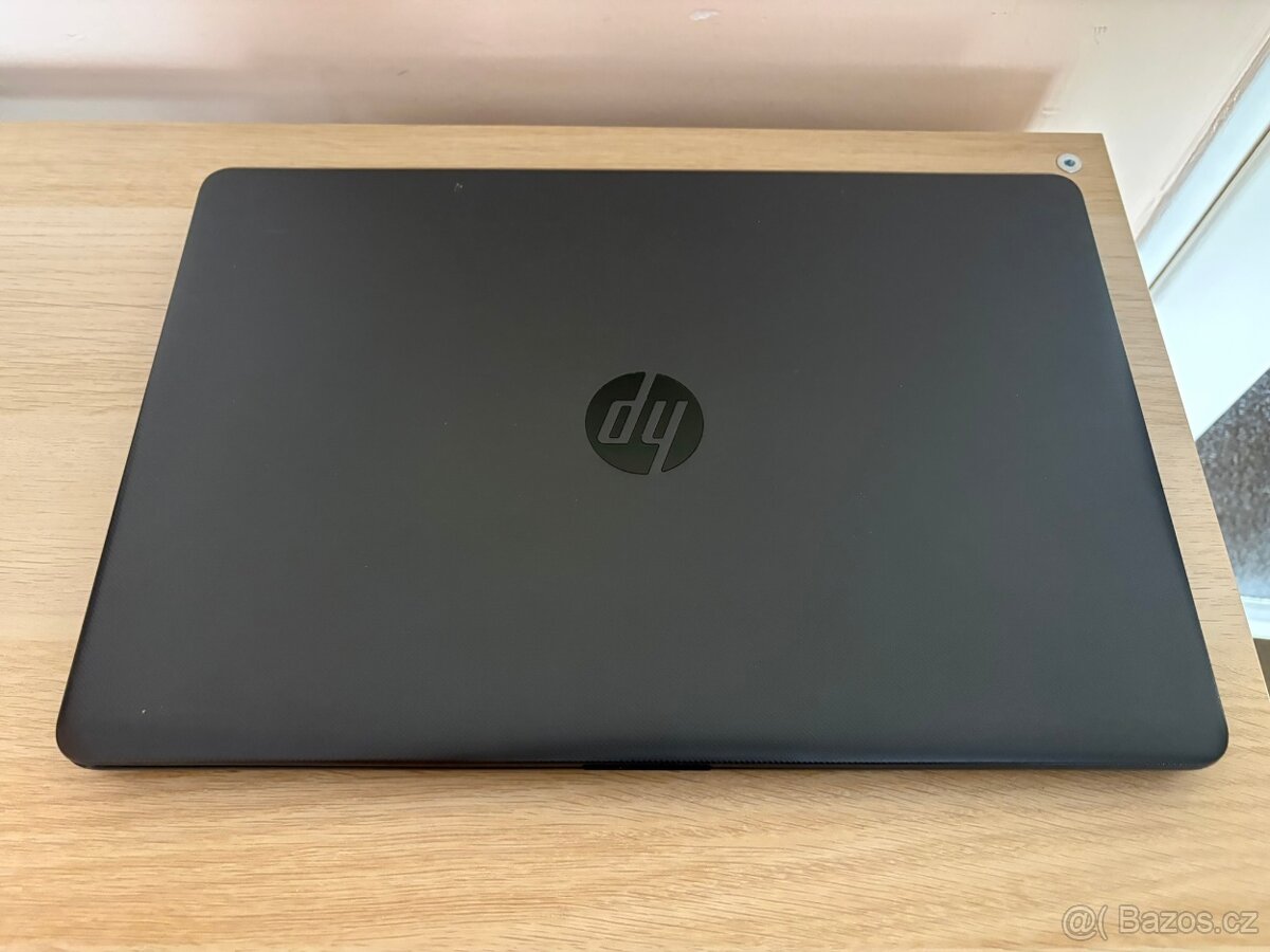 Laptop HP 250 G6 - 4