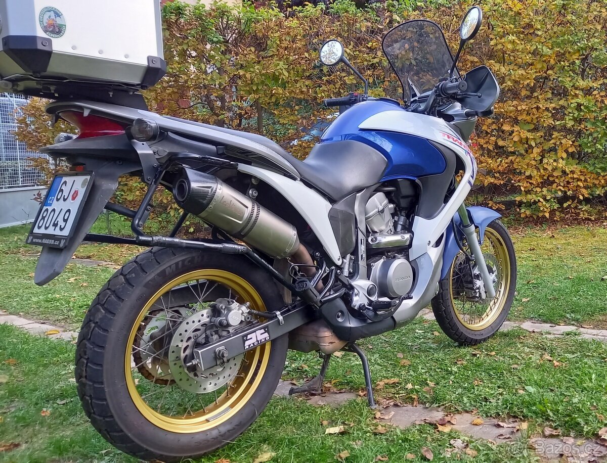 Honda XL 700VA Transalp s výbavou