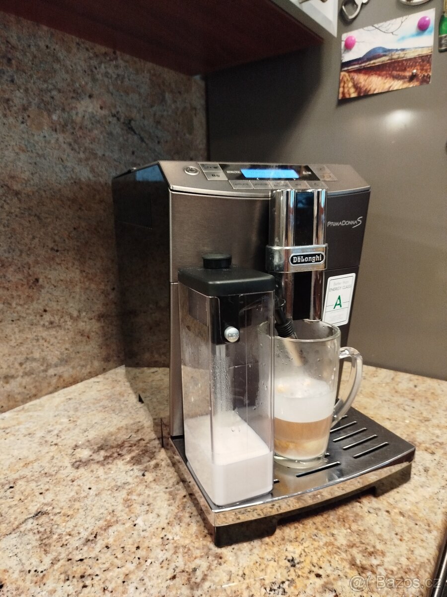 Automatický kávovar DeLonghi PrimaDonna S - 4