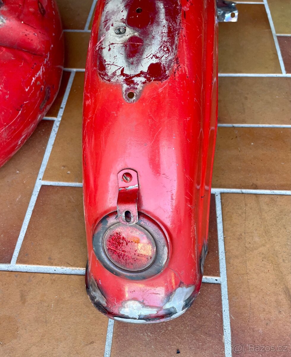 Jawa Půlbuben kryt, blatník, atd… - 4