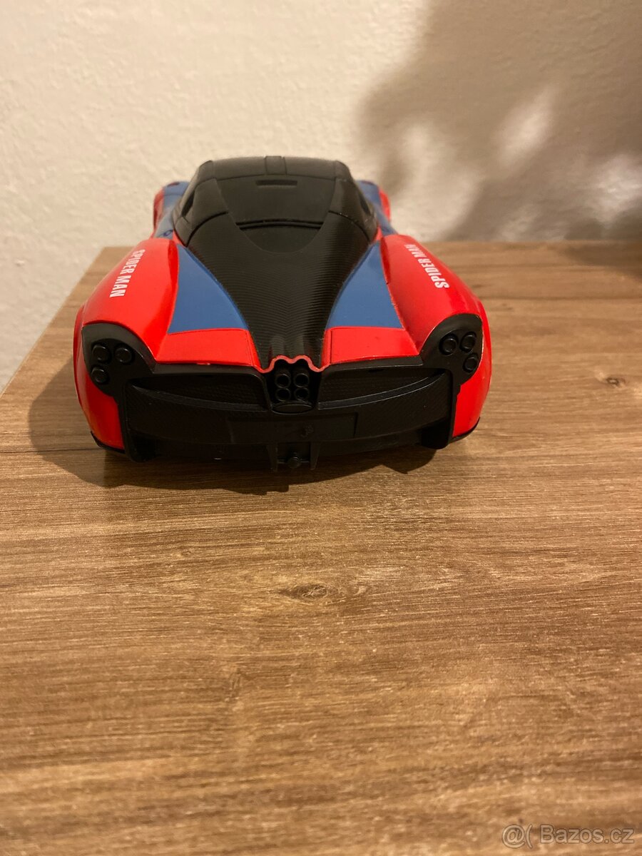 Spider-Man auto na dálkové ovládání. - 4
