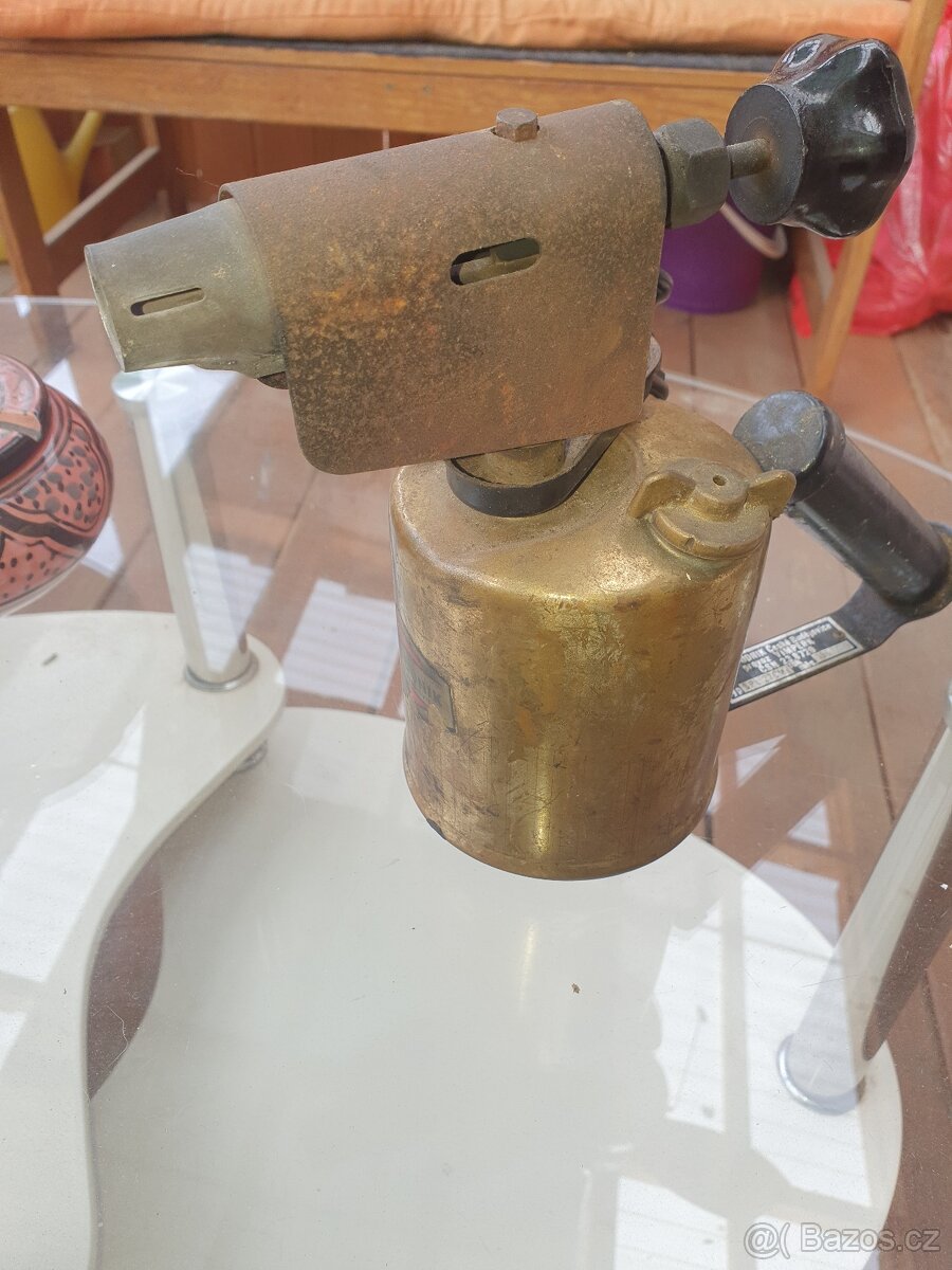 Benzinova lampa 2 x - 4