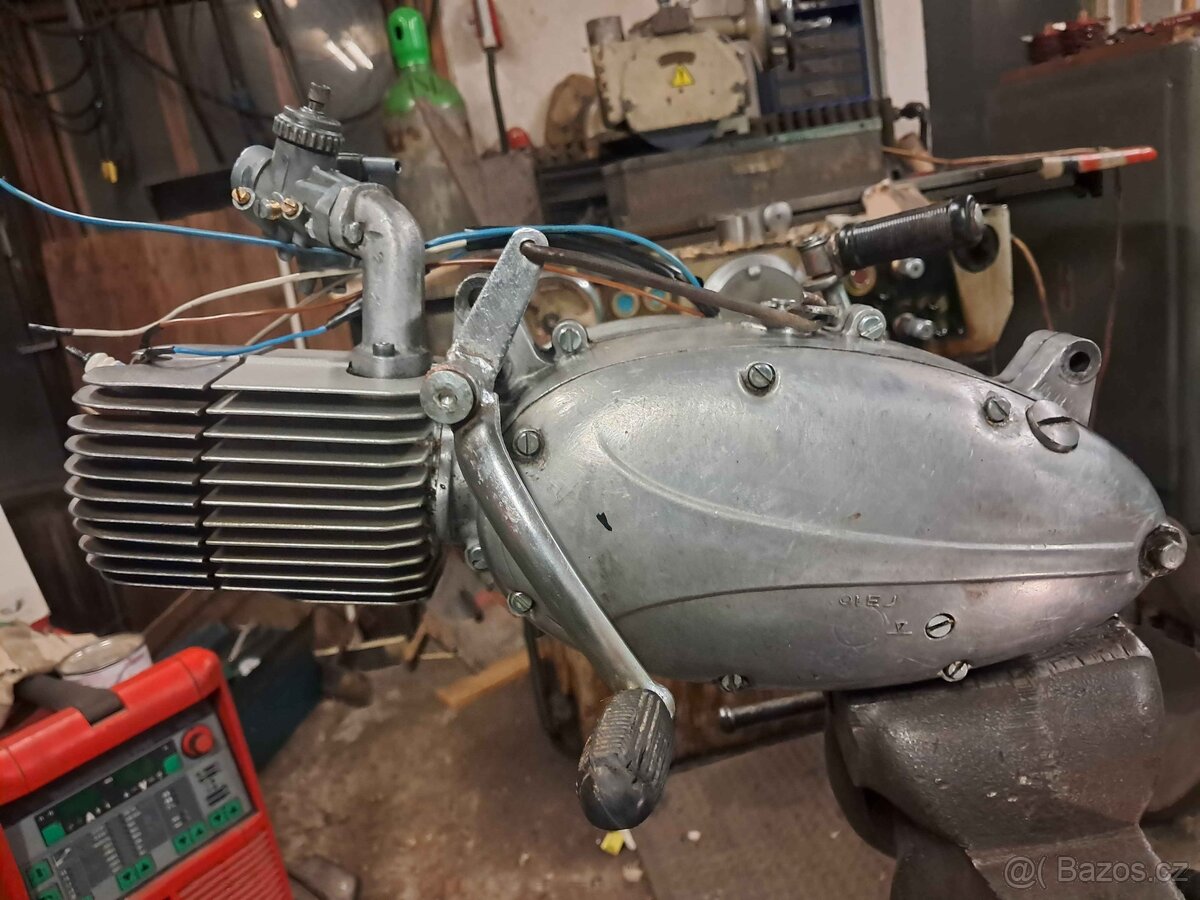 Motor Jawa pionýr 05 - 4