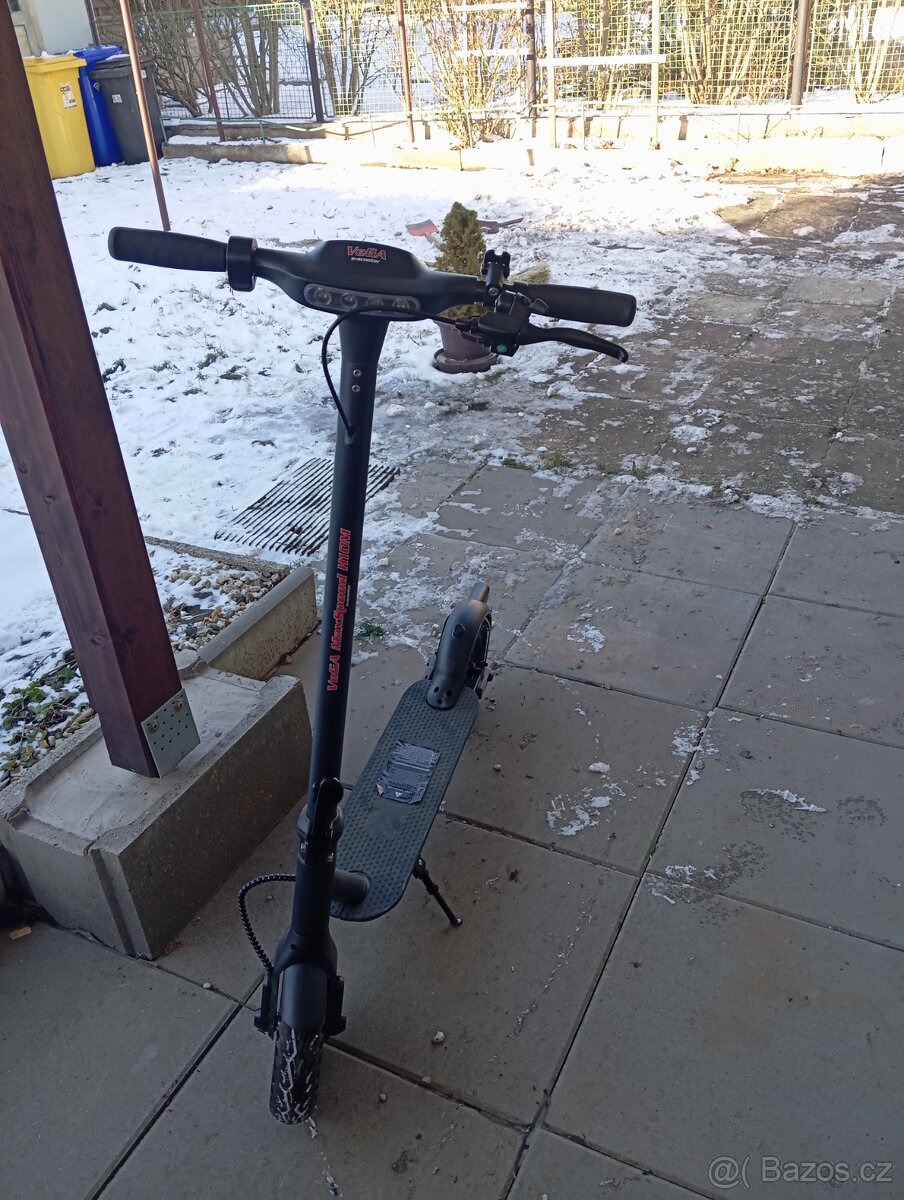 Elektrická koloběžka Vega h10m - 4