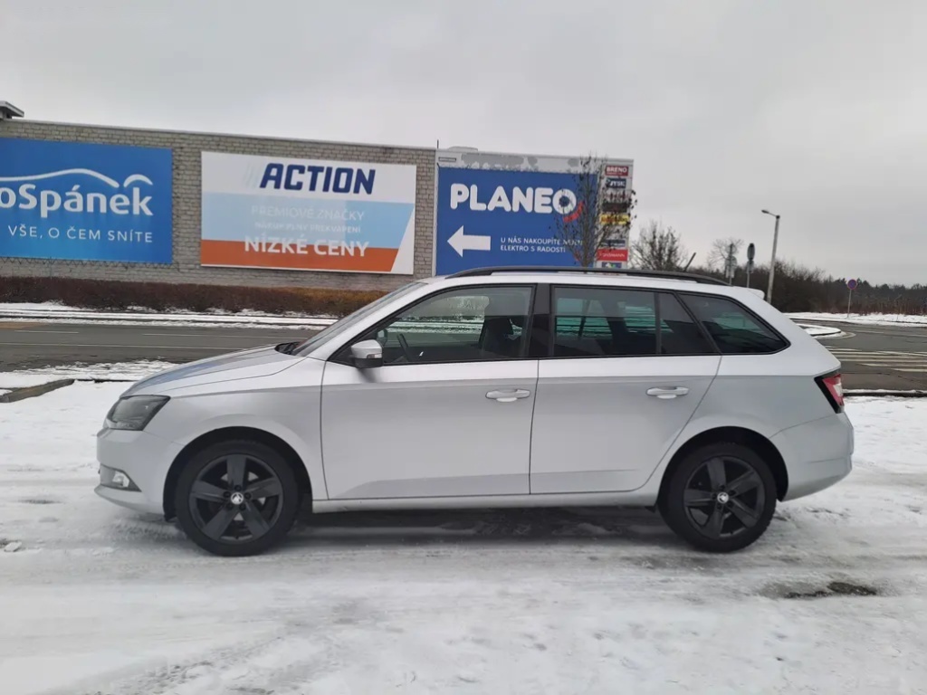 Škoda Fabia, 1.2TSI STYLE+ VELMI PĚKNÁ. - 4