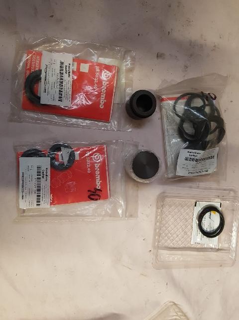 Přední brzdové třmeny - 4