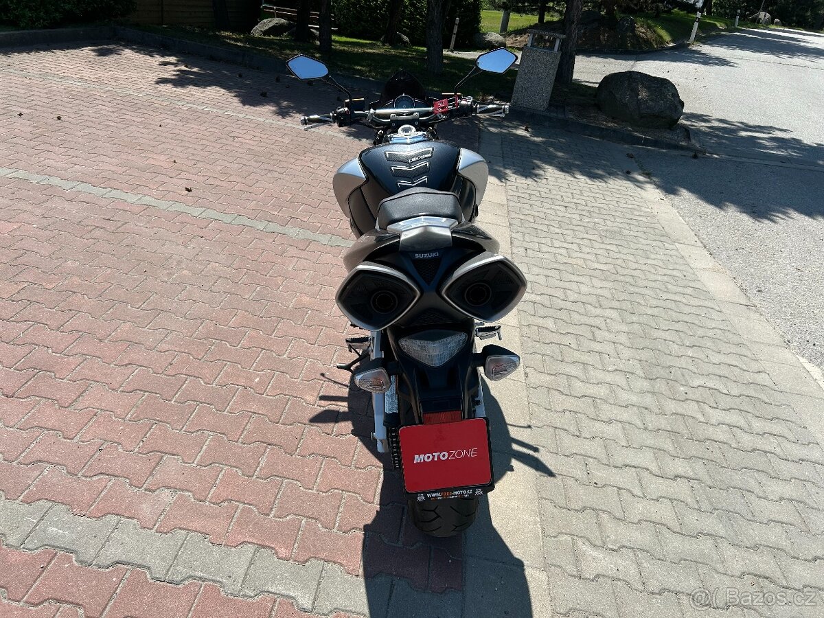 Suzuki B-King 1300 ABS 2008 - 4