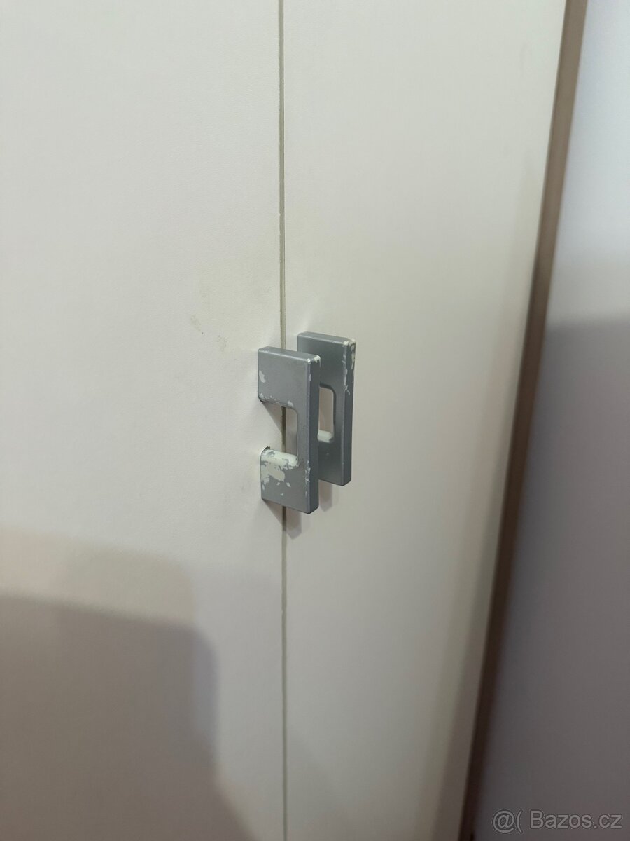 Šatní skříň - 4