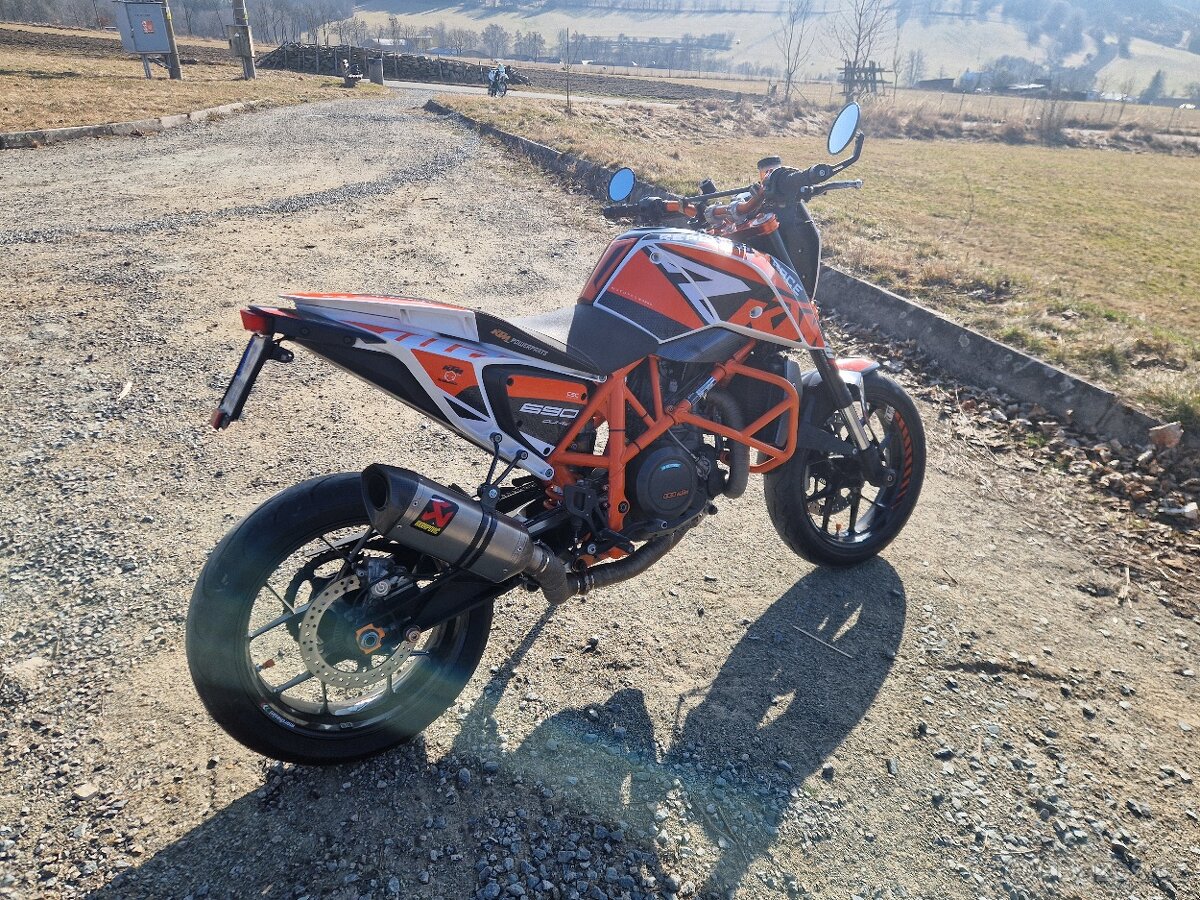 KTM Duke 690 R A2 - 4