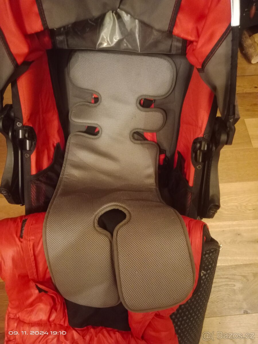 Kočárek Britax - 4