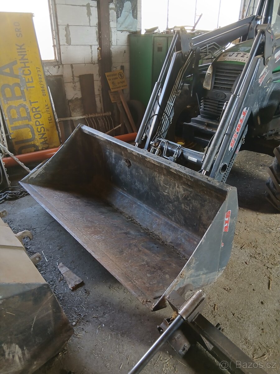 Biso Tiger X80 s čelním nakladačem. - 4