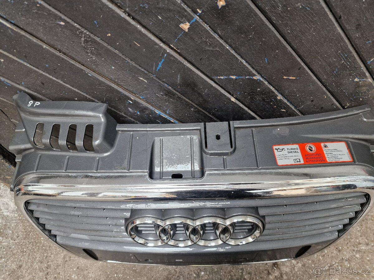 Mříže Audi 8e0853651 Q - 4