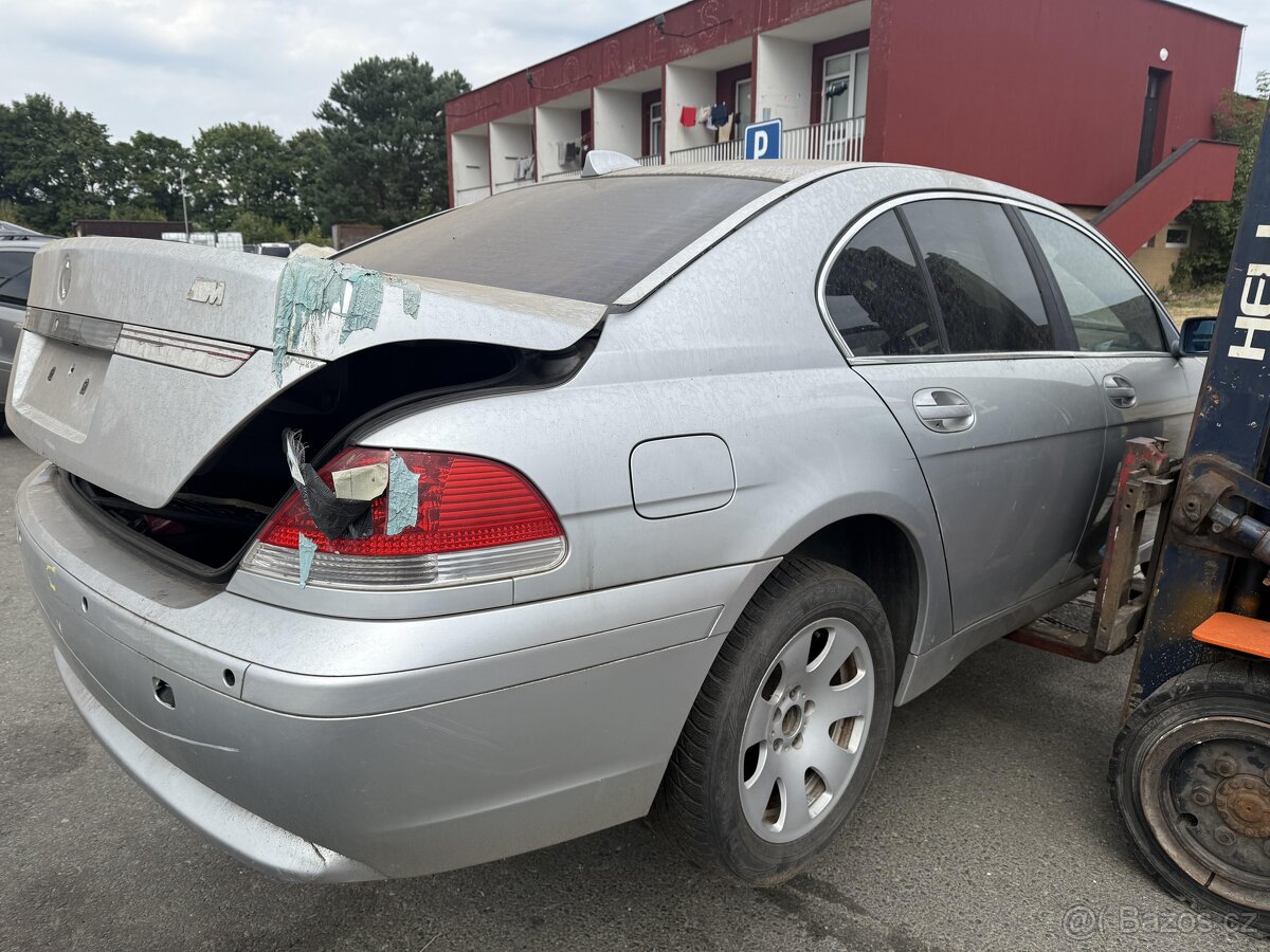 BMW E65 735i - 4