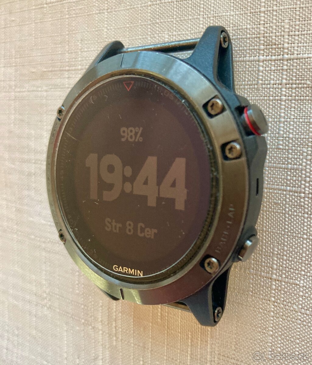 Garmin Fenix 5 - 4