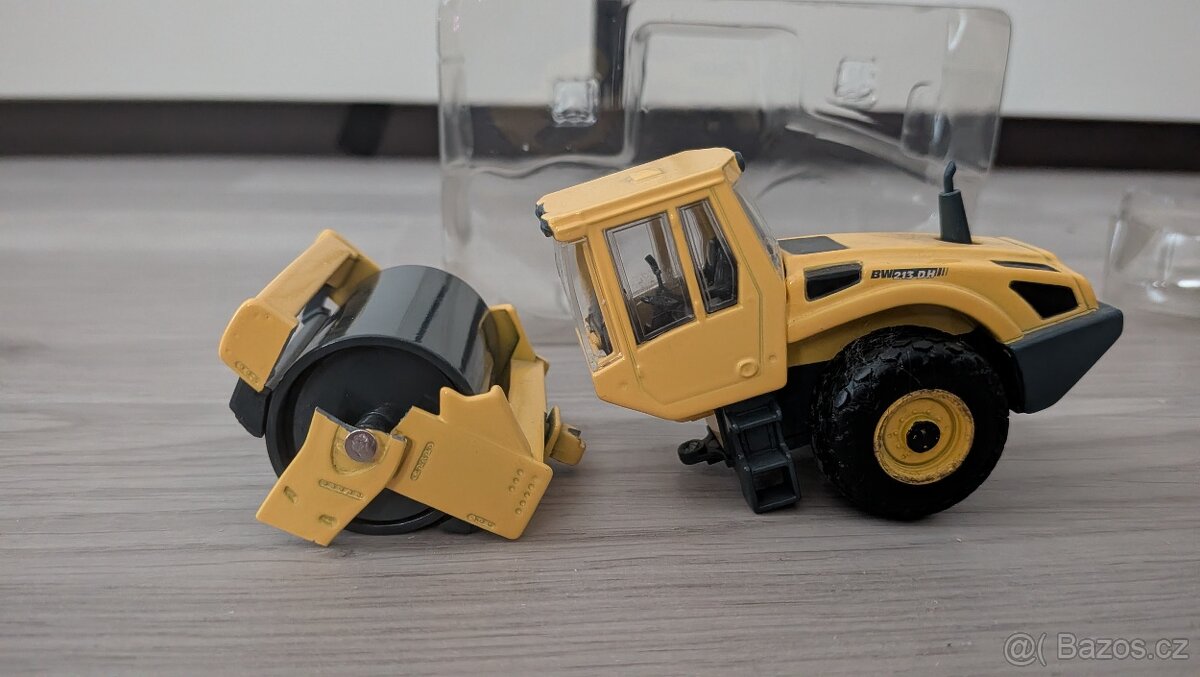 Originální model Bomag BW213 DH 1:50 - 4