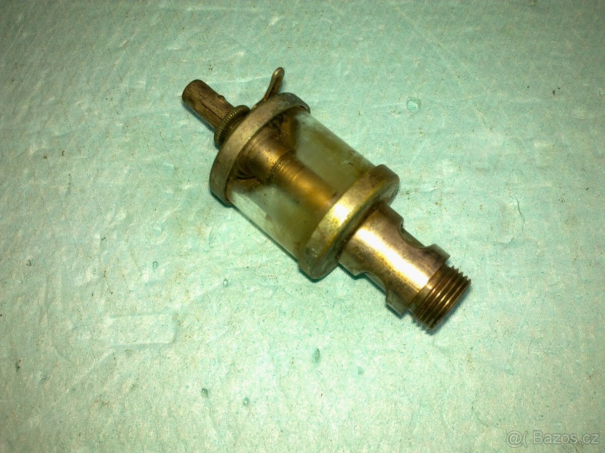 CO2 - 4
