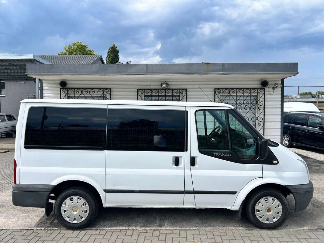 Ford Transit bus 9 míst - 92 kw - 4