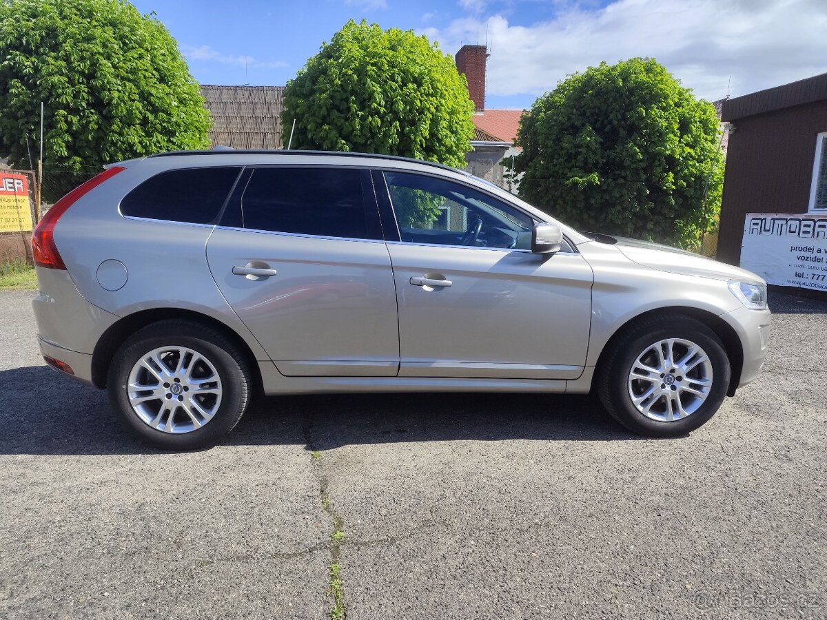 Volvo XC60.AWD.2.4D.140kw.R.V.1/2016.STK 5/2028 - 4