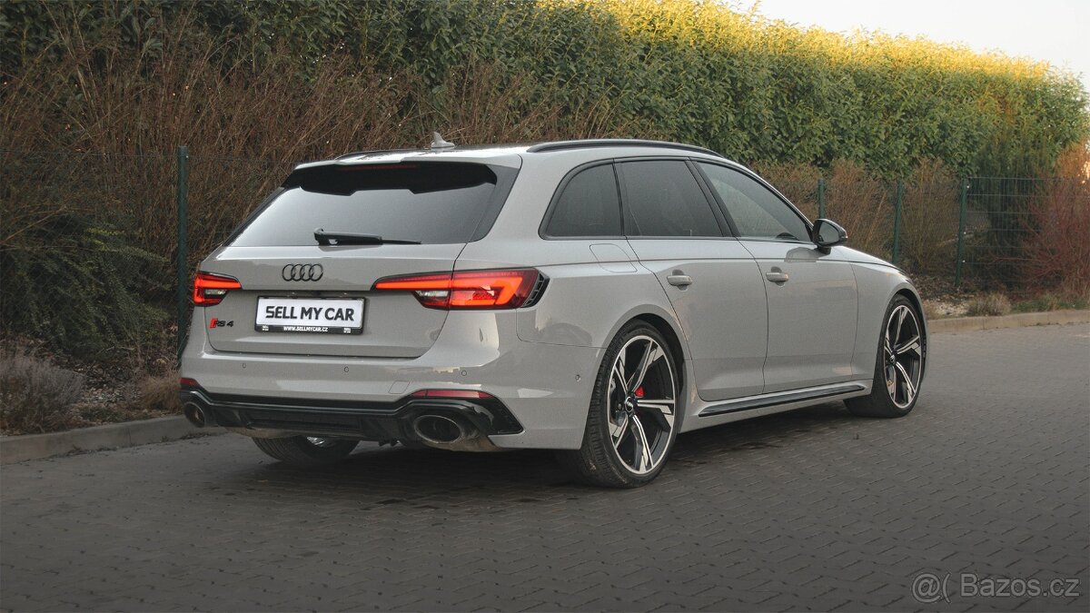 Audi RS4, Quattro 2,9TFSI/331kW DPH 360° - 4