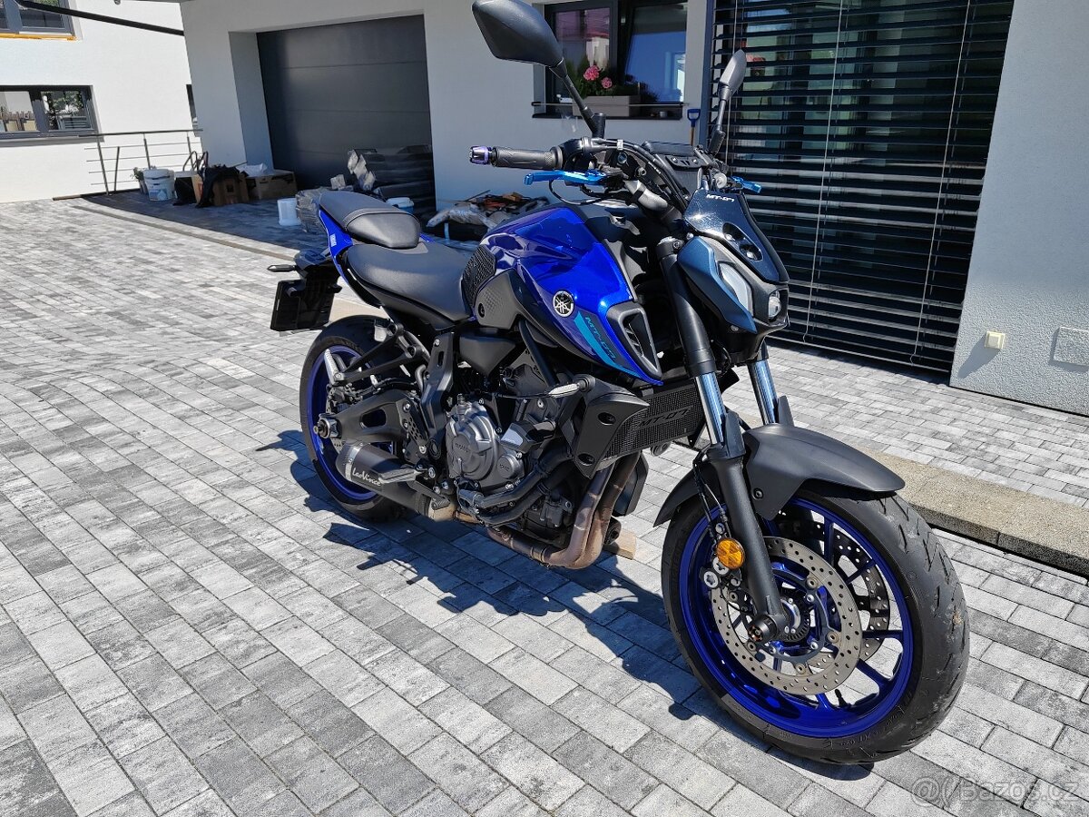 yamaha mt07 - 4