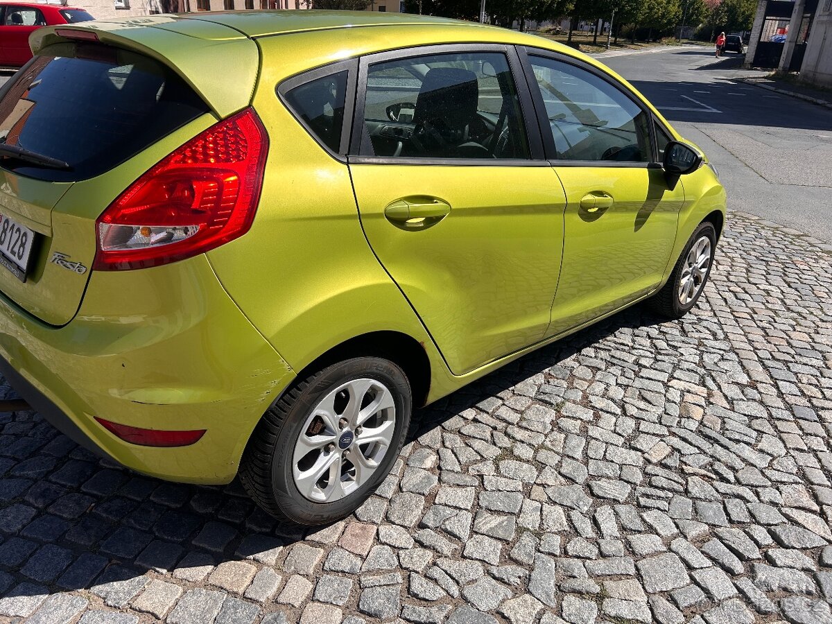 Ford fiesta - 4