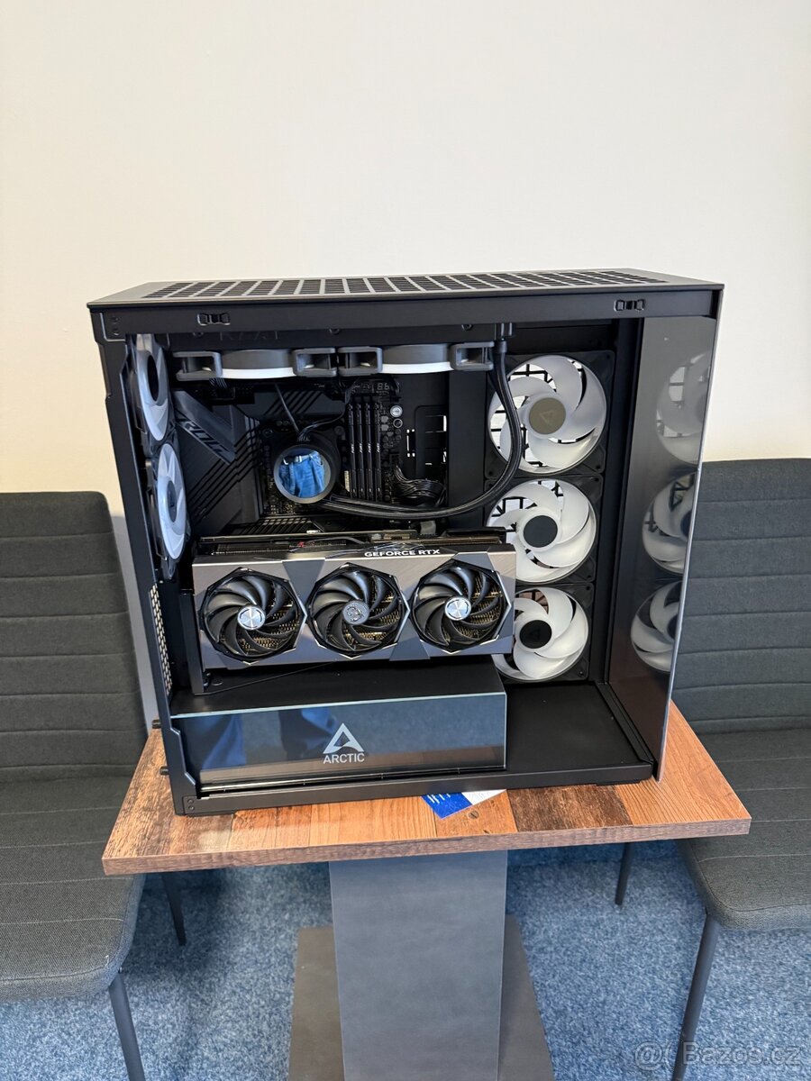 Herní PC - / GeForce RTX 4080 SUPER 16G SUPRIM X - 4