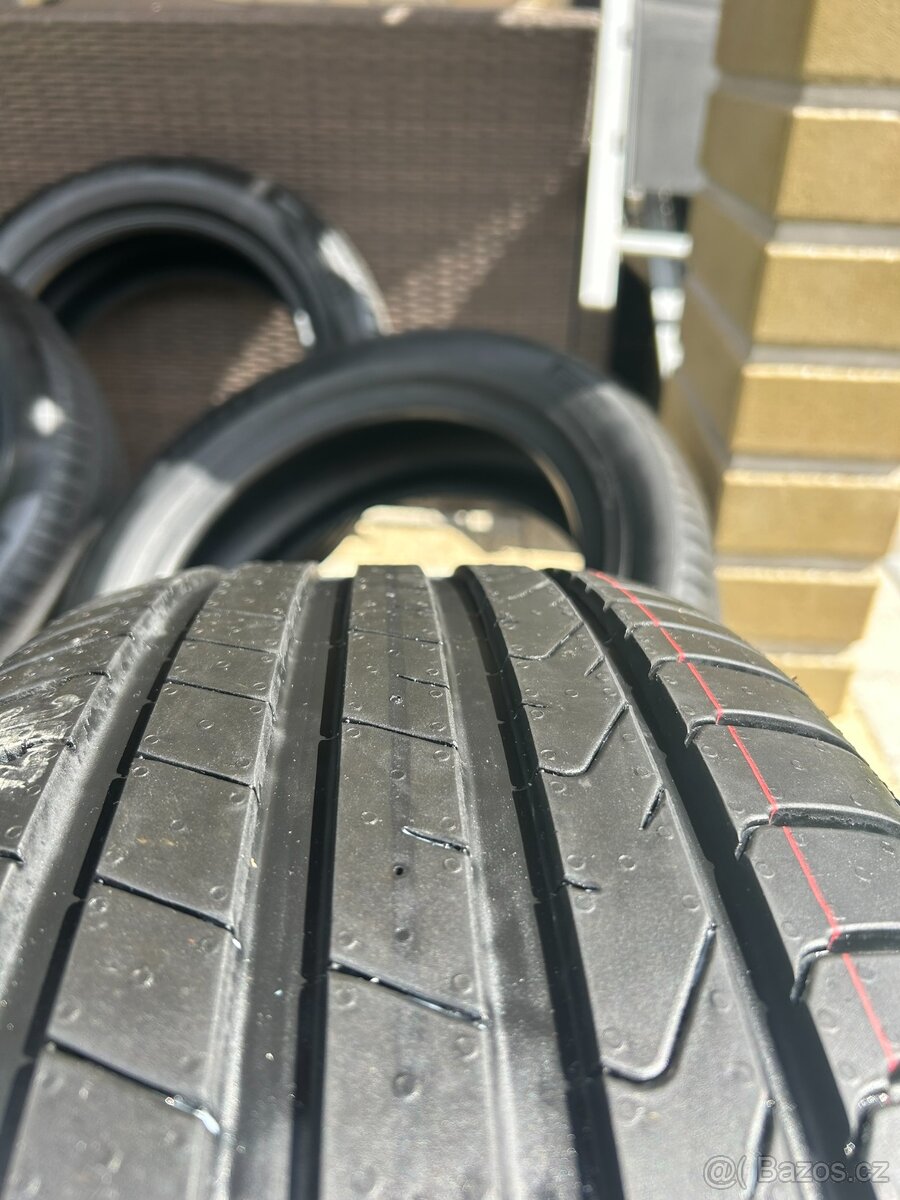 4x nové letní Pneu 8mm Pirelli Scorpion 235/55 R19