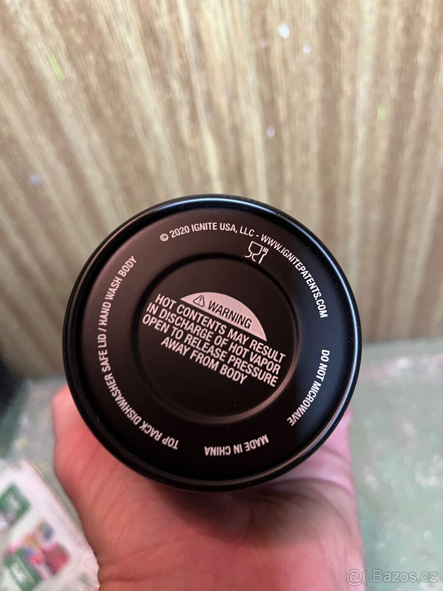 Termohrnek contigo/bosch nový - 4