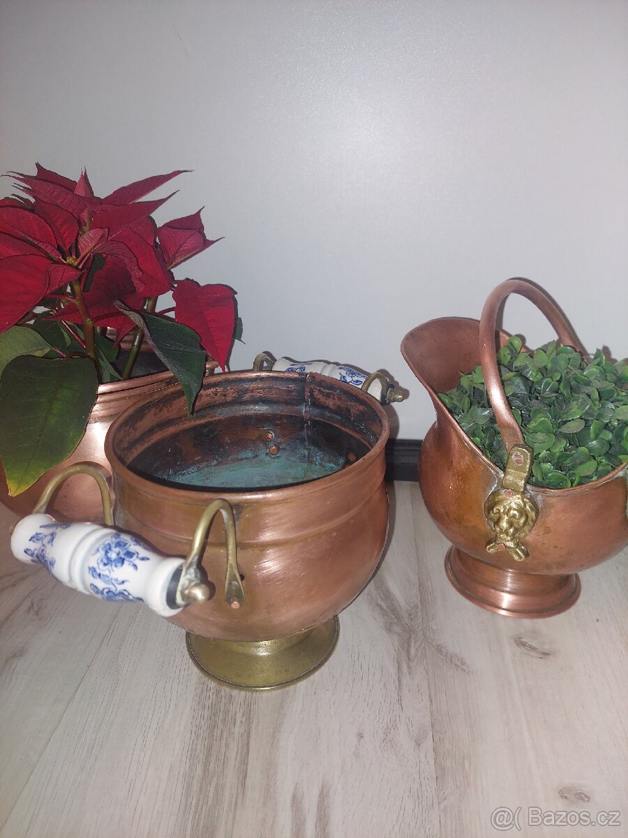 Staré MOSAZNÉ A MĚDĚNÉ NÁDOBY+kotlíky - 4