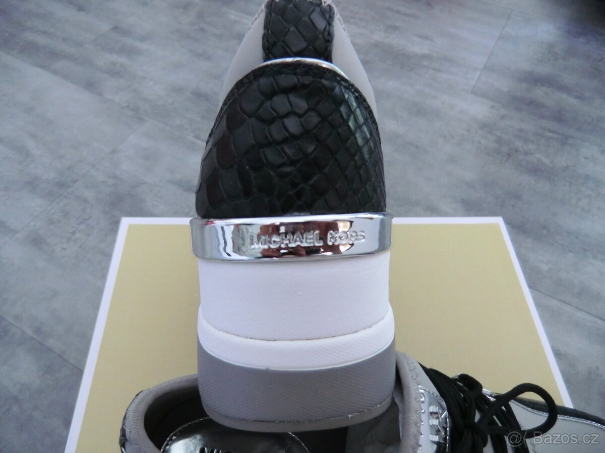 LUXUSNÍ MICHAEL KORS SCOUT SNEAKERSvel. 40 - 4