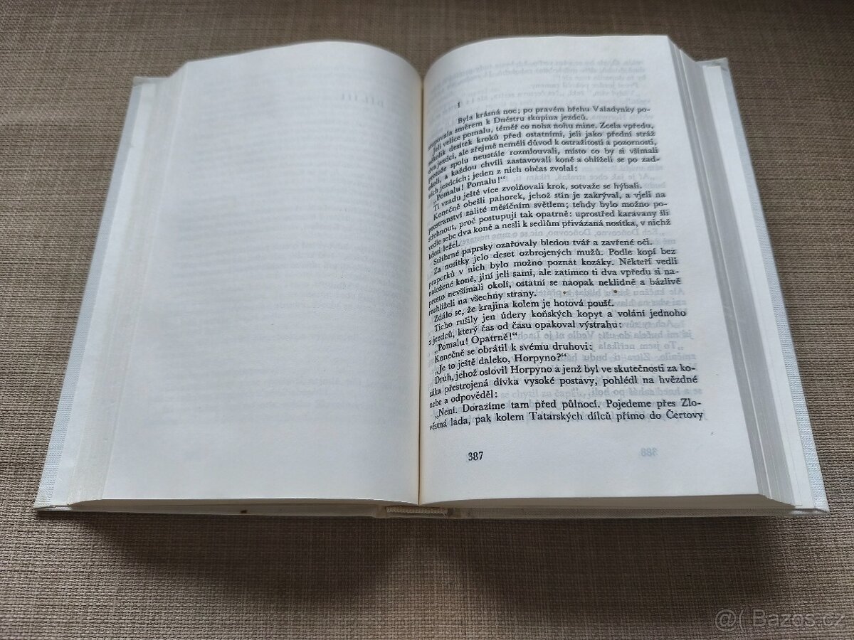 Kniha Henryk Sienkiewicz: Ohněm a mečem - 4