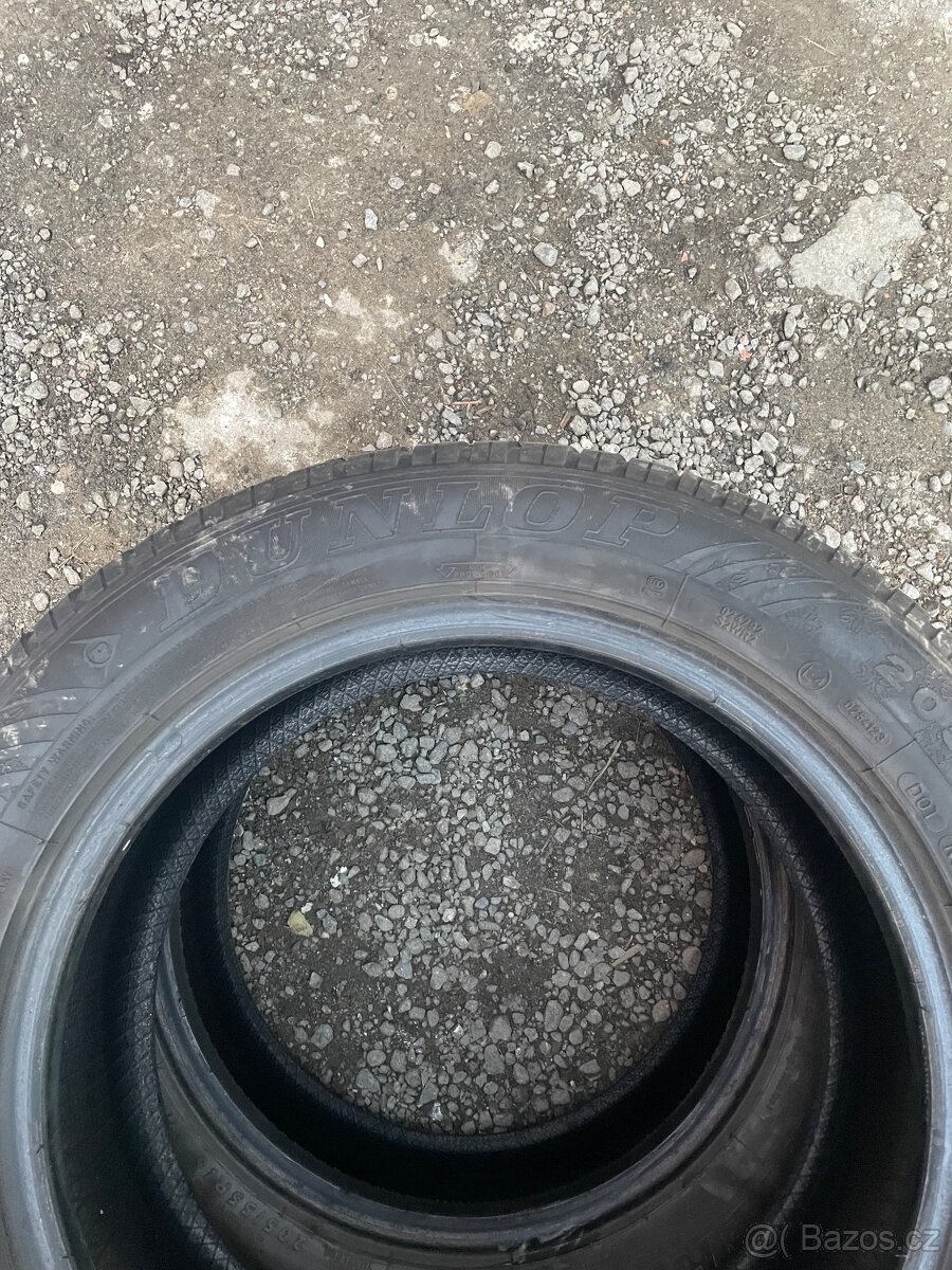 205/55/16 zimní dunlop - 4