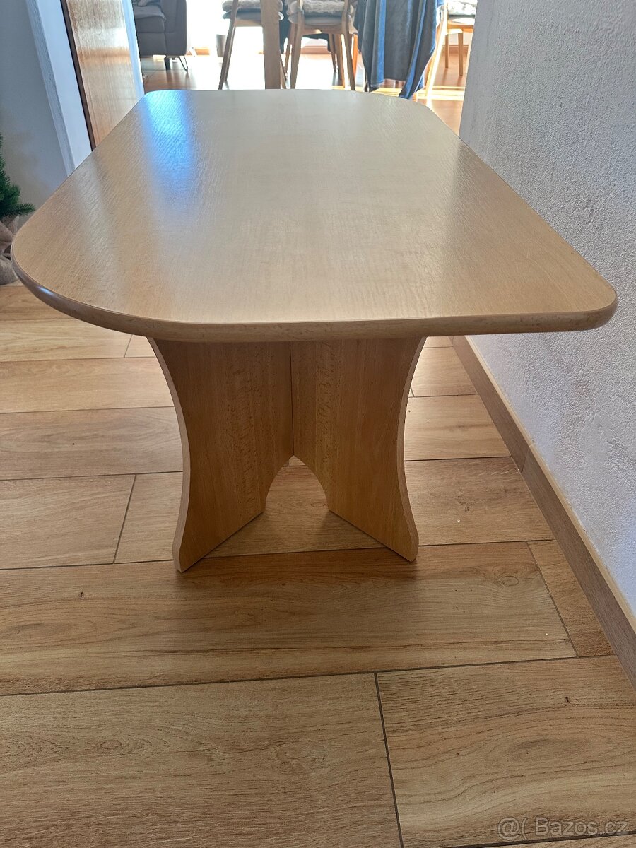 Konferenční stolek - 4