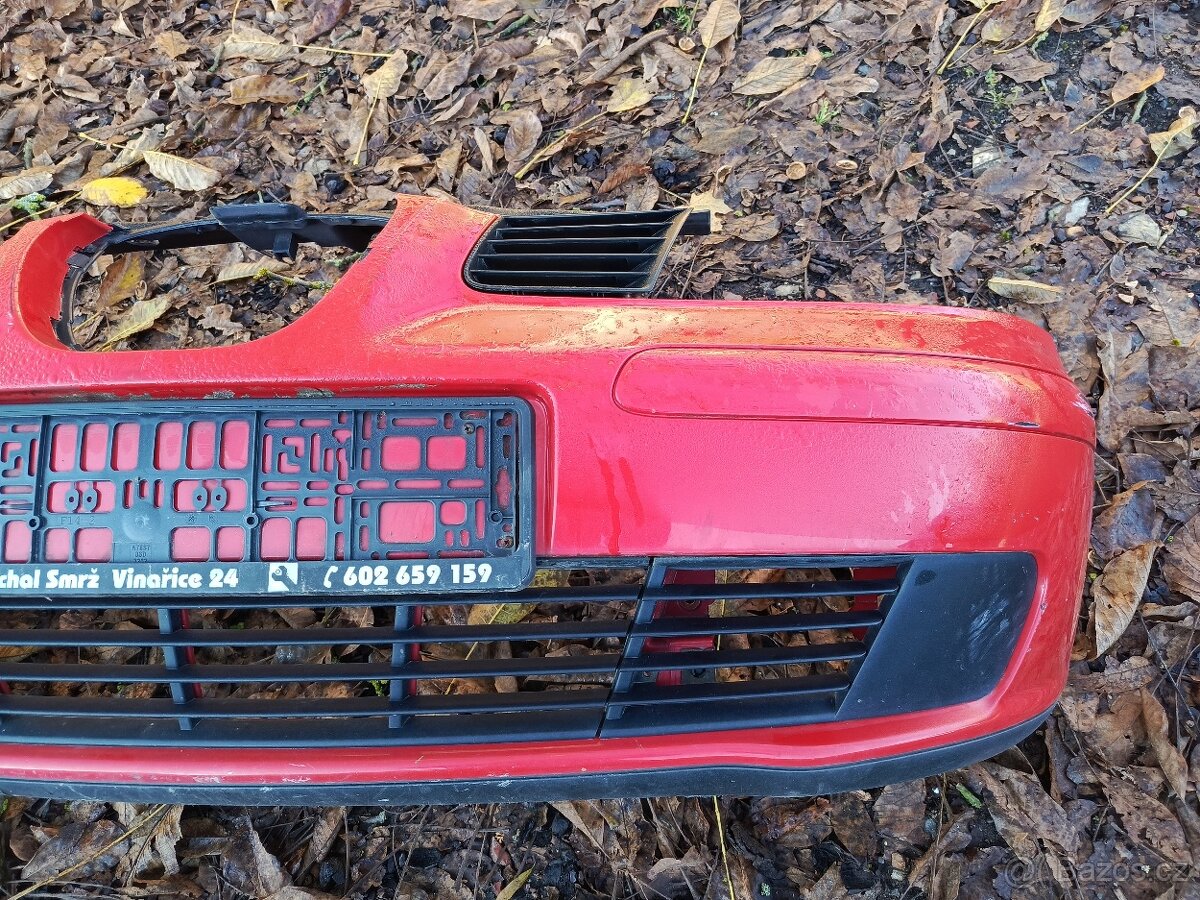 Prodám přední nárazník Seat Ibiza r.v.2006 - 4