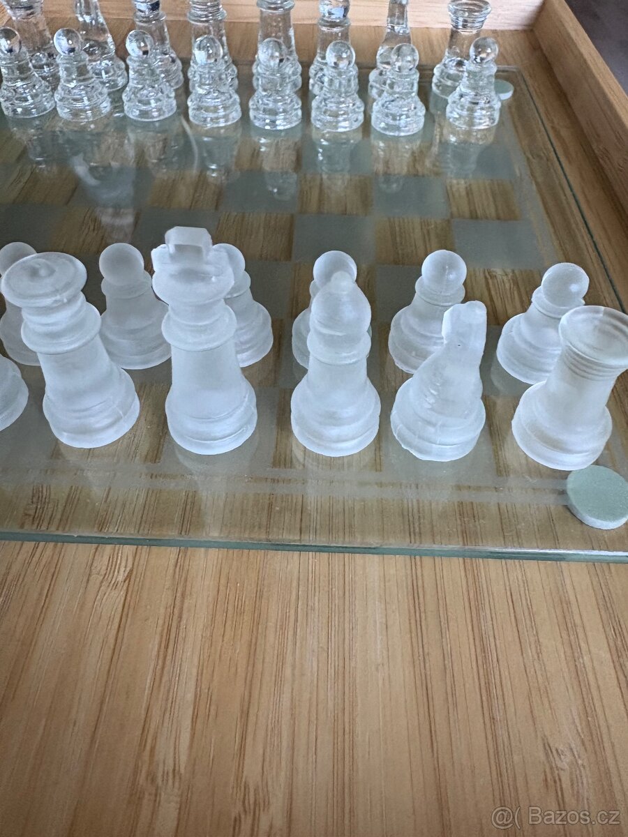 Šachy skleněné - 4