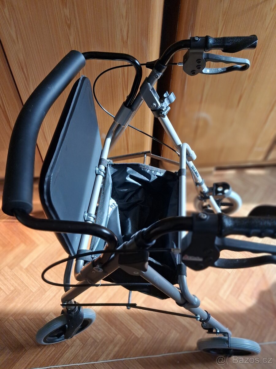 Choditko pro seniory zn. Doma - 4