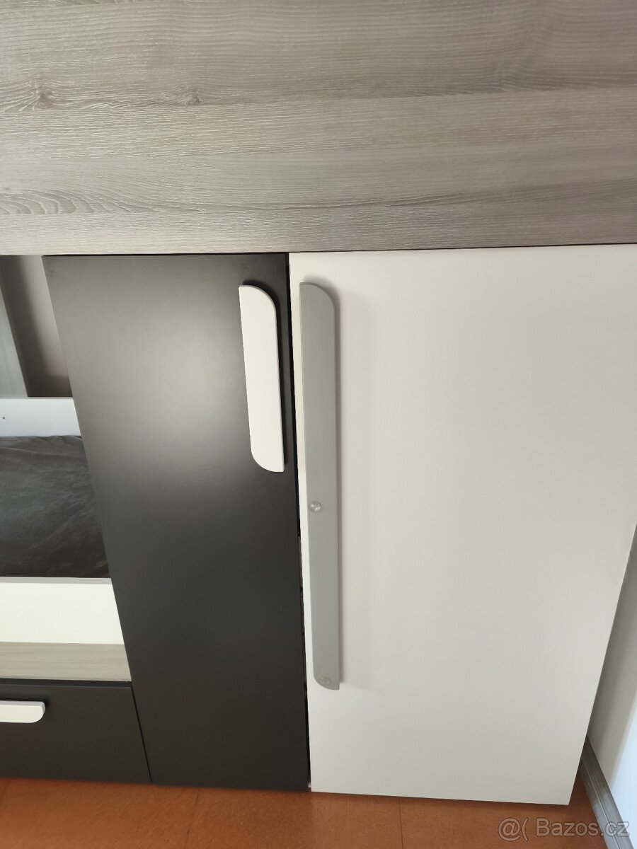 Dvoupatrová postel - 4