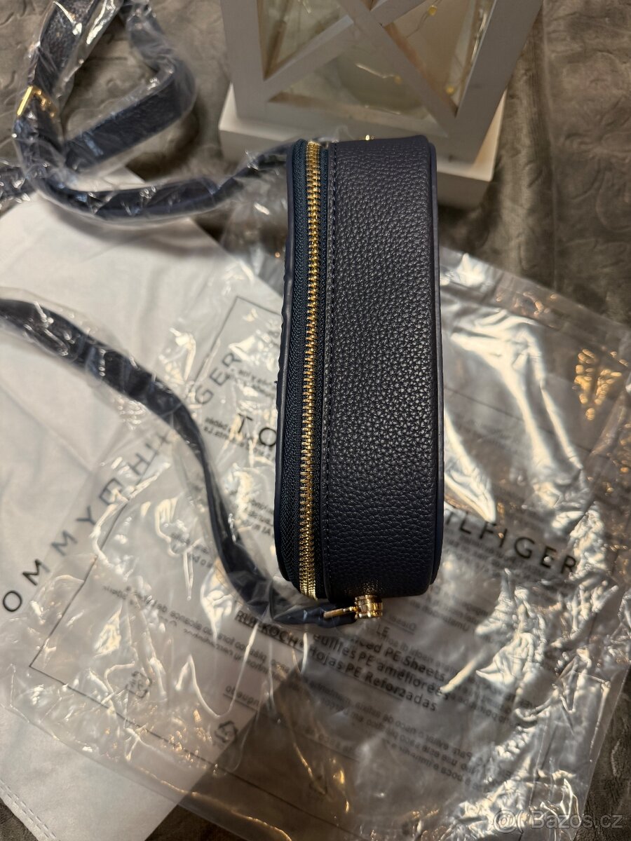 Kabelka Tommy Hilfiger - 4