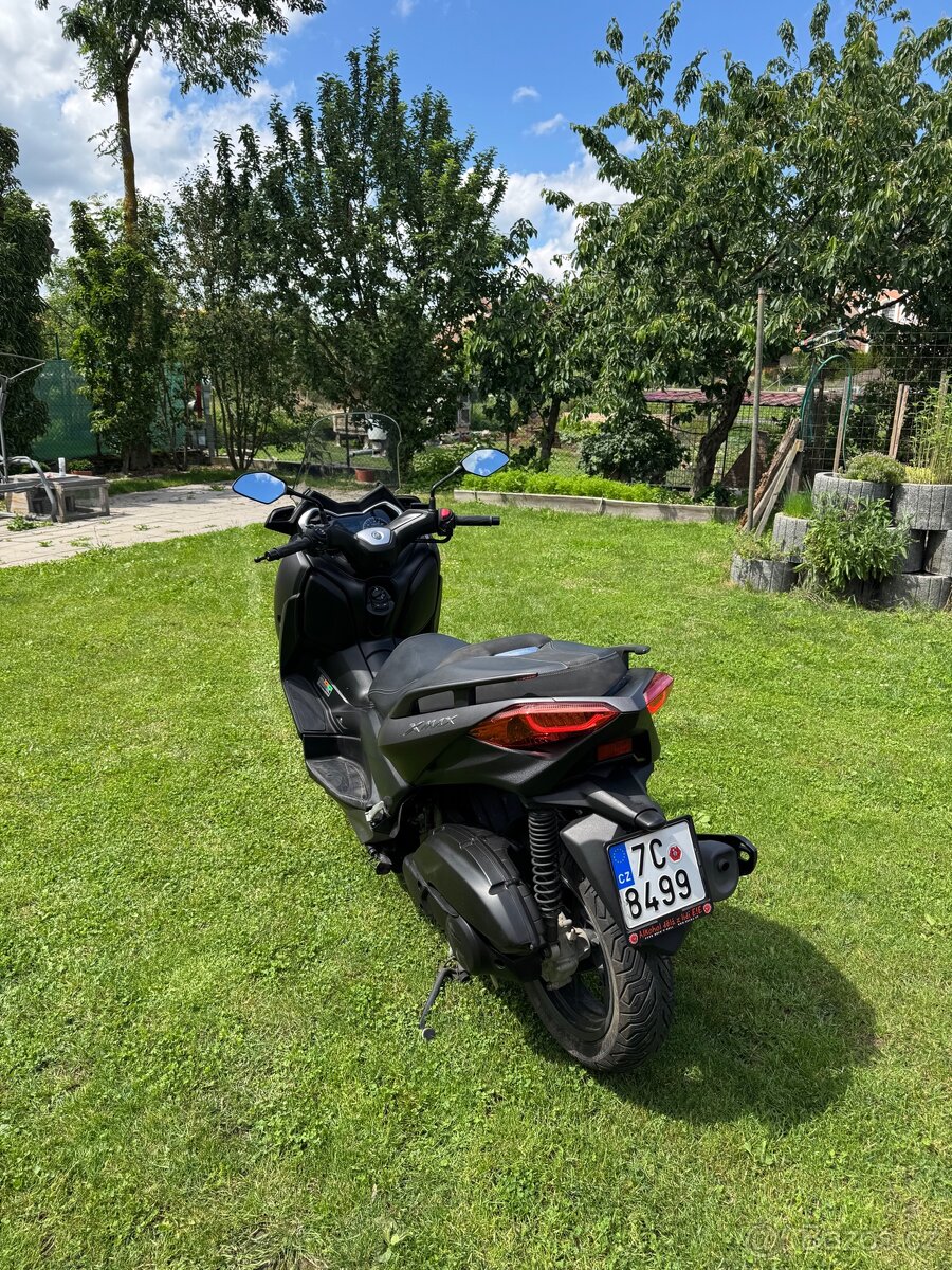 Yamaha x max 125 - 4