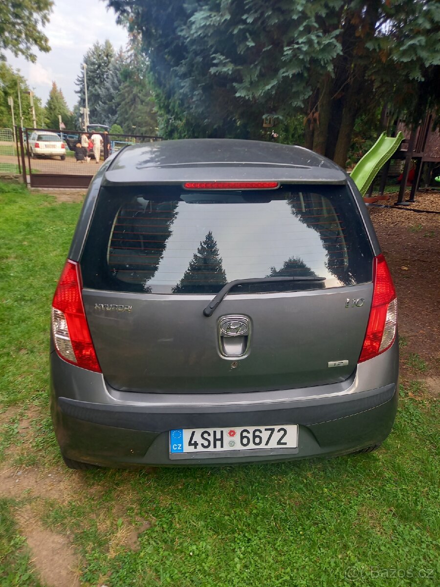 Hyundai i10 1,2 - 4