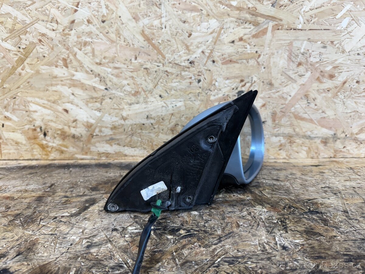 PRAVÉ ZPĚTNÉ ZRCÁTKO VW PASSAT B6 3C0857934 6 PIN - 4