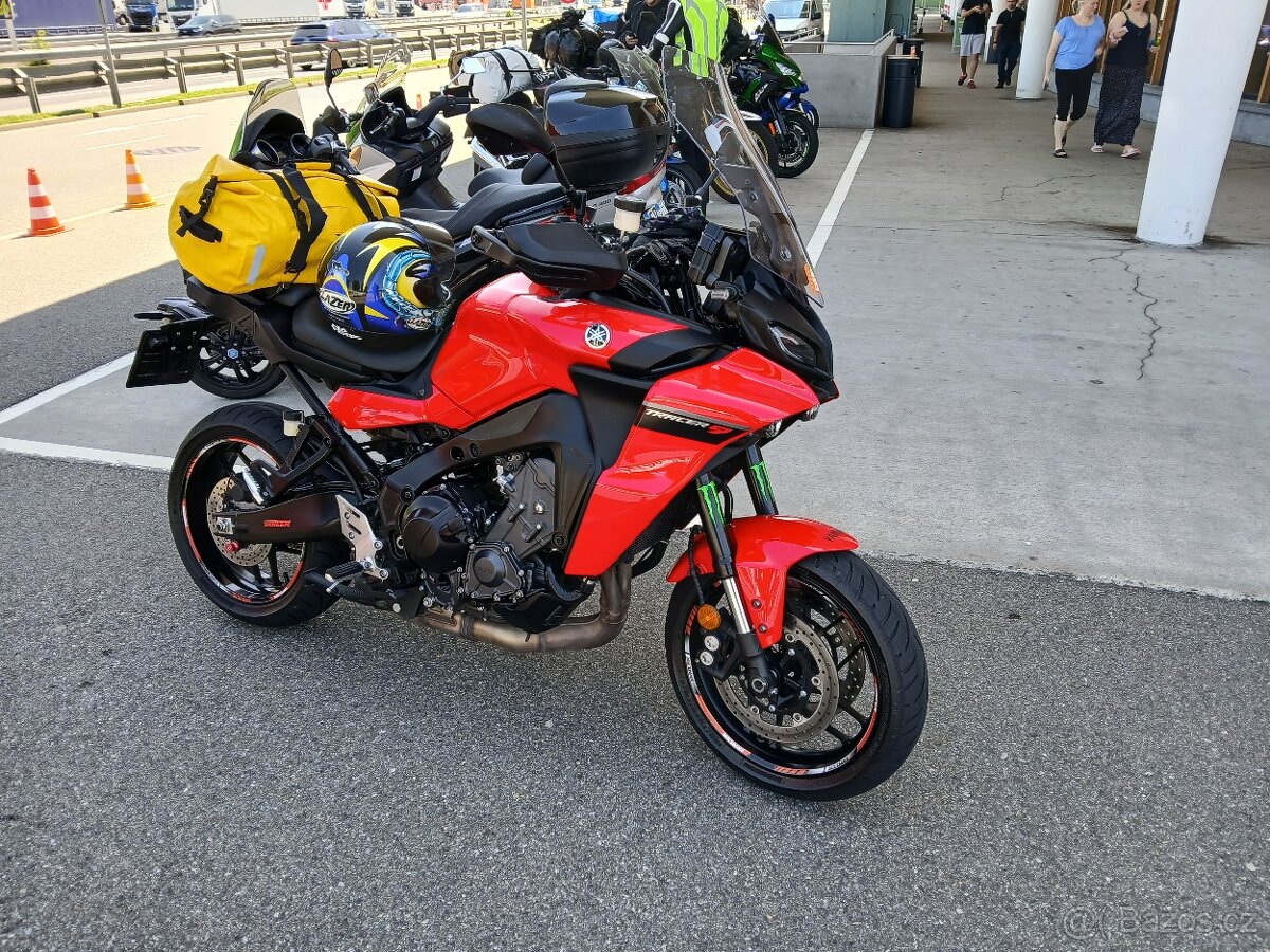 Yamaha Tracer 9 - 4