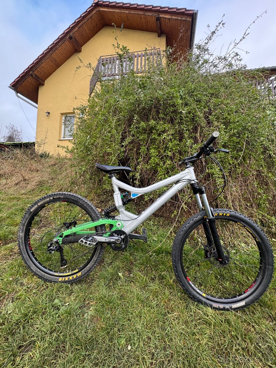 Downhill / freeride kolo commencal supreme DH - 4