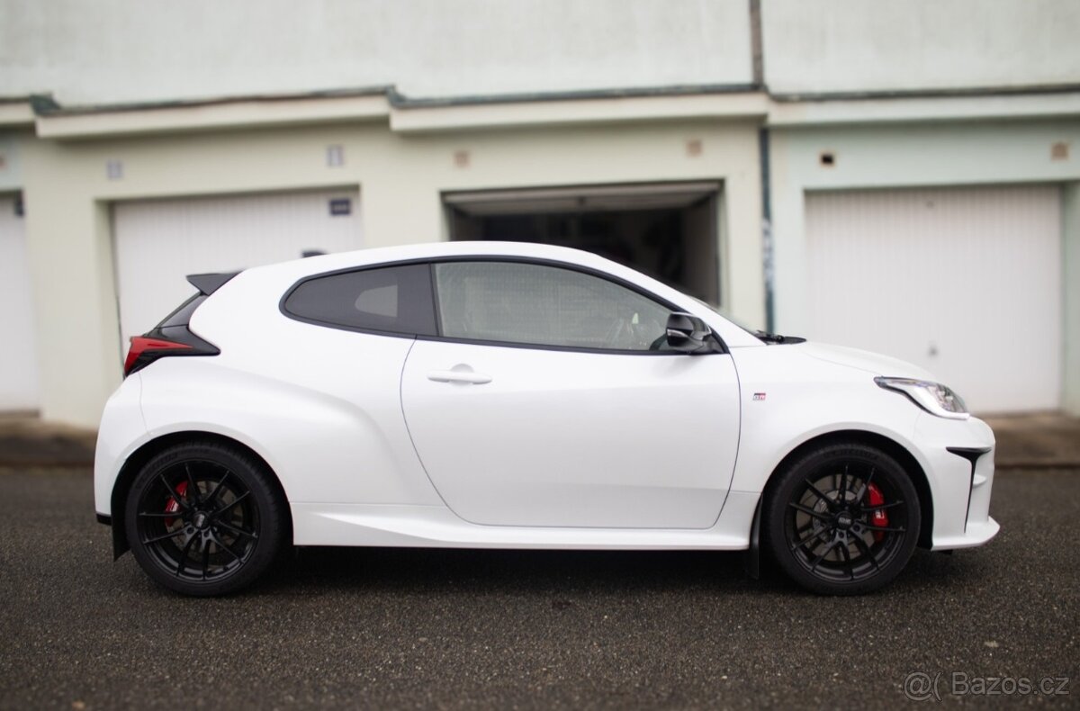 Toyota Yaris GR, servispováno, 100% stav, - 4