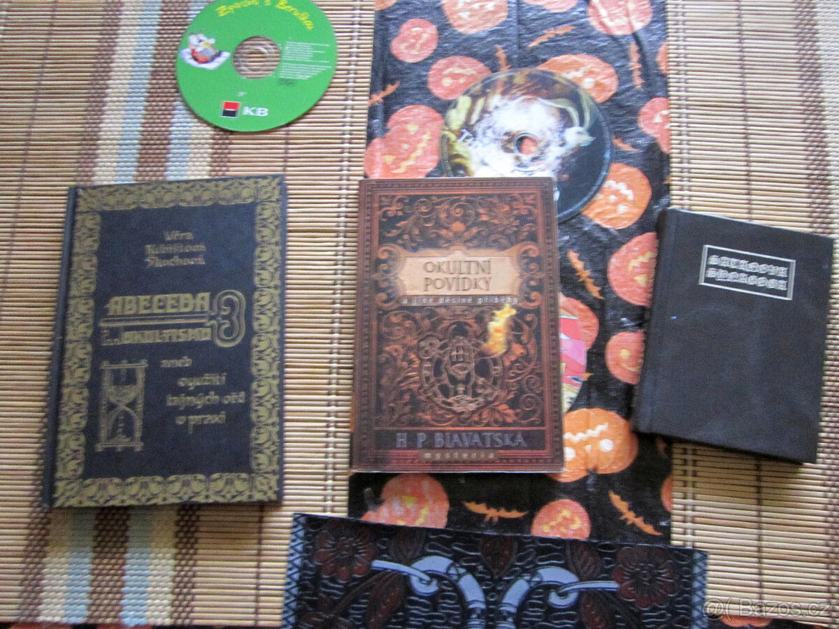 Tajemné knihy a čas. Enigma, Svět na dlani, Legalizace - 4